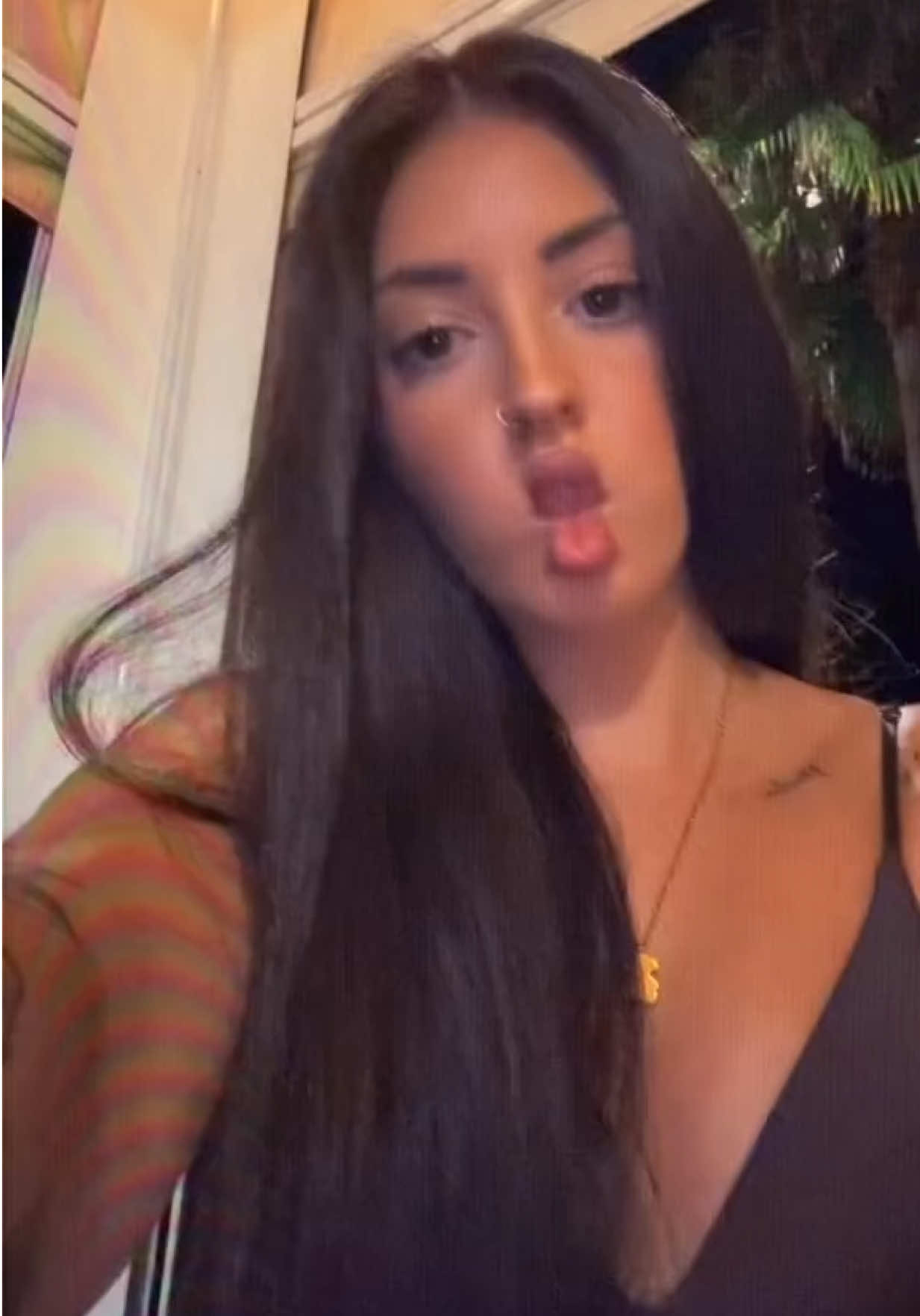 @LUC&Iacute;A