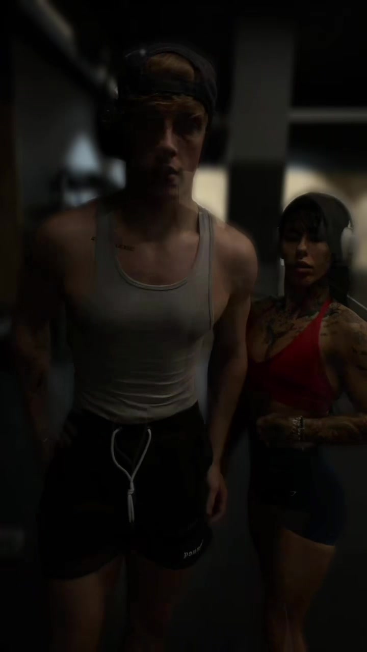 @elleynatasha_LiFtS
