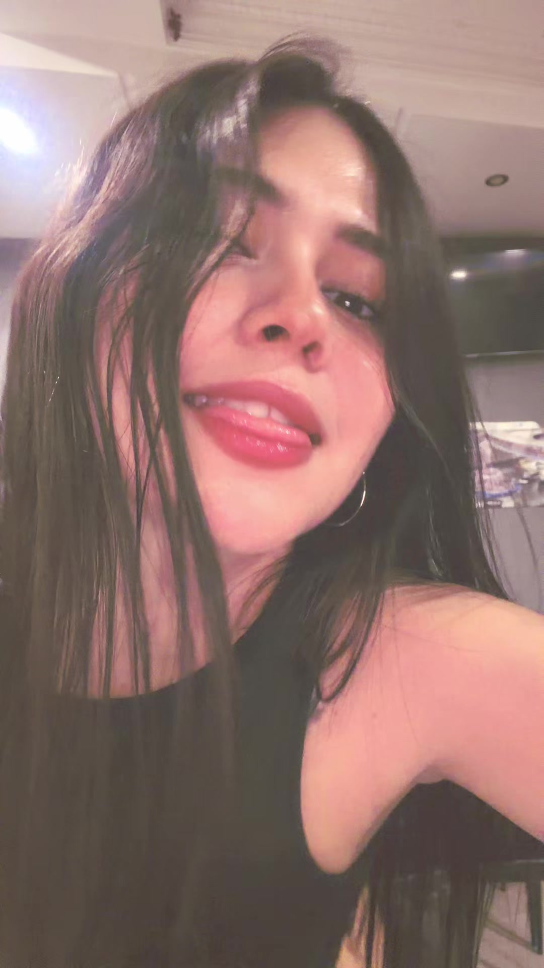 @Nay🦋