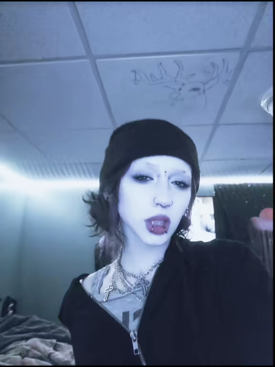 @᥎ᥲᥣᥱᥒ𝗍іᥒᥱ ᑲᥣᥲძᥱ☆