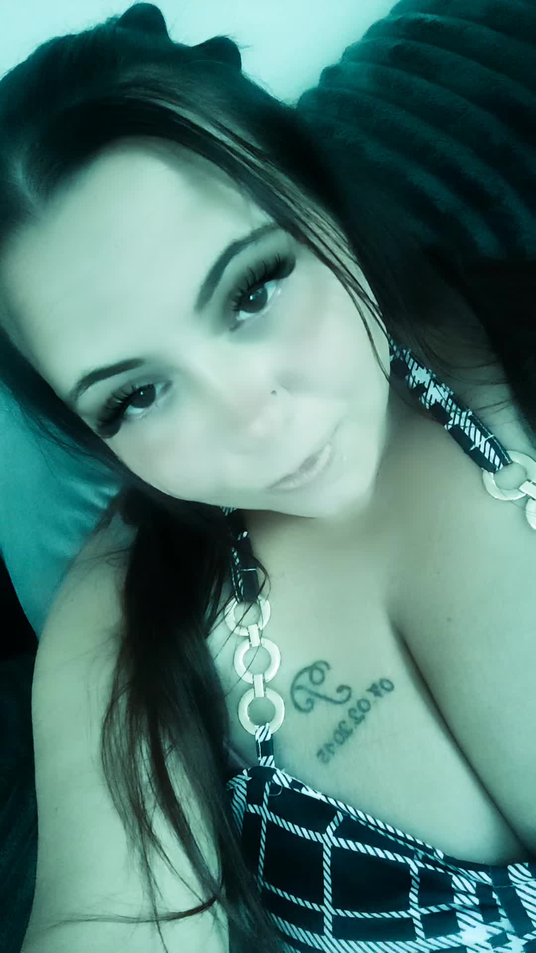 @bellaleiin