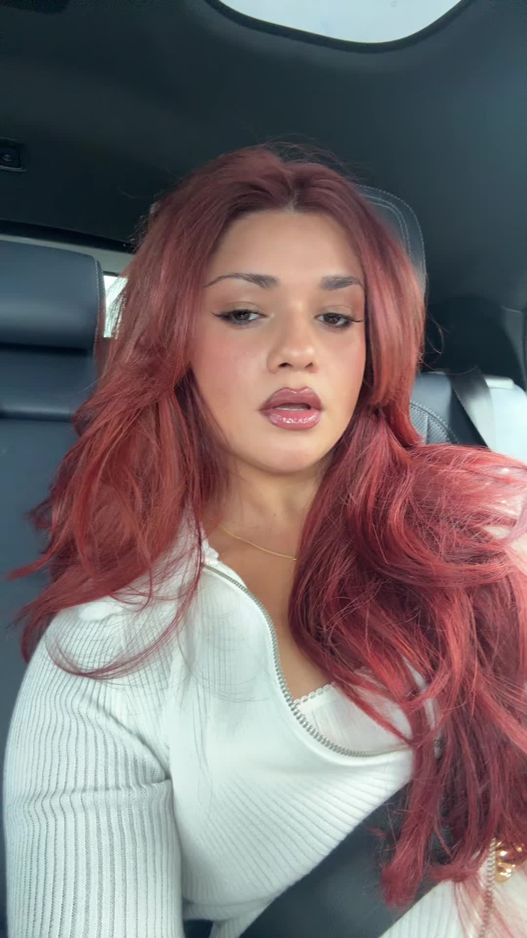 @★ 𝑪𝑯𝑨𝑹𝑰𝑺𝑴𝑨 ★