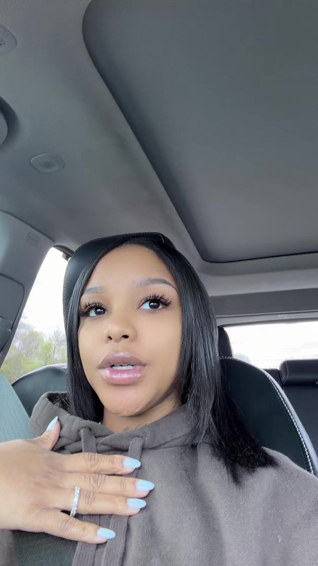 @mrsracqel