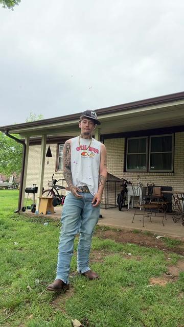 @GhettoCowboy🌪️🤠