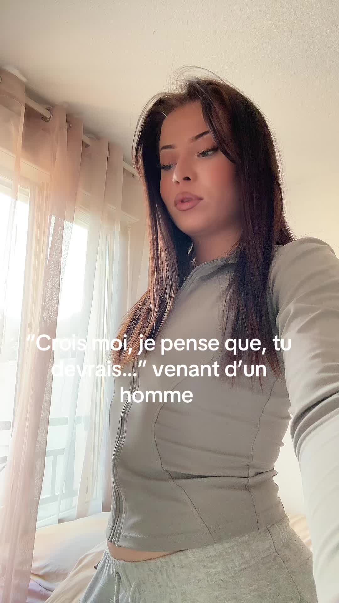 @Chloé