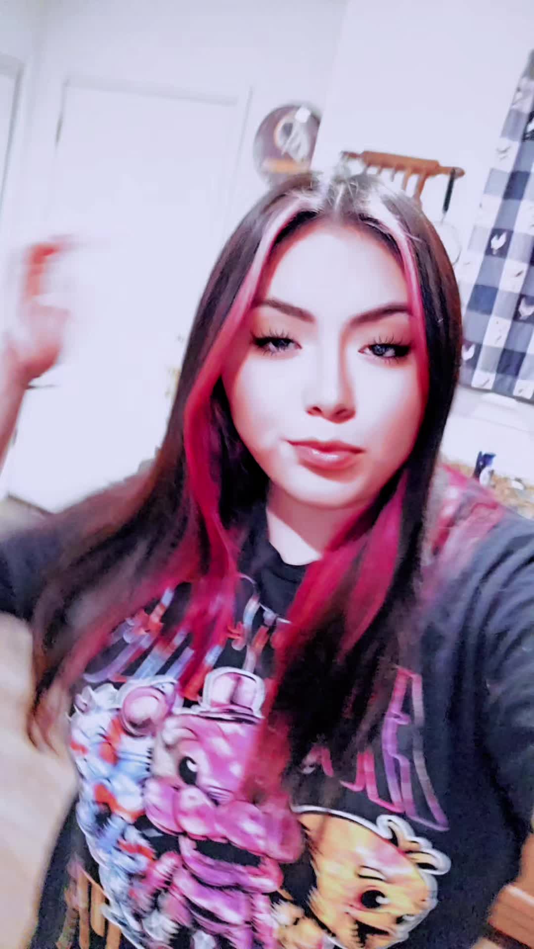 @Fãlìnë:)