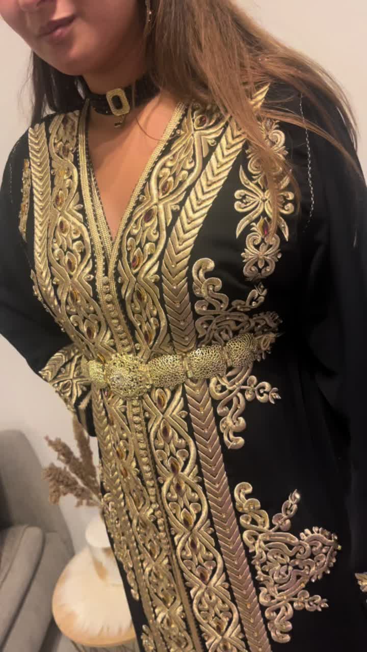 @Hennaart.28