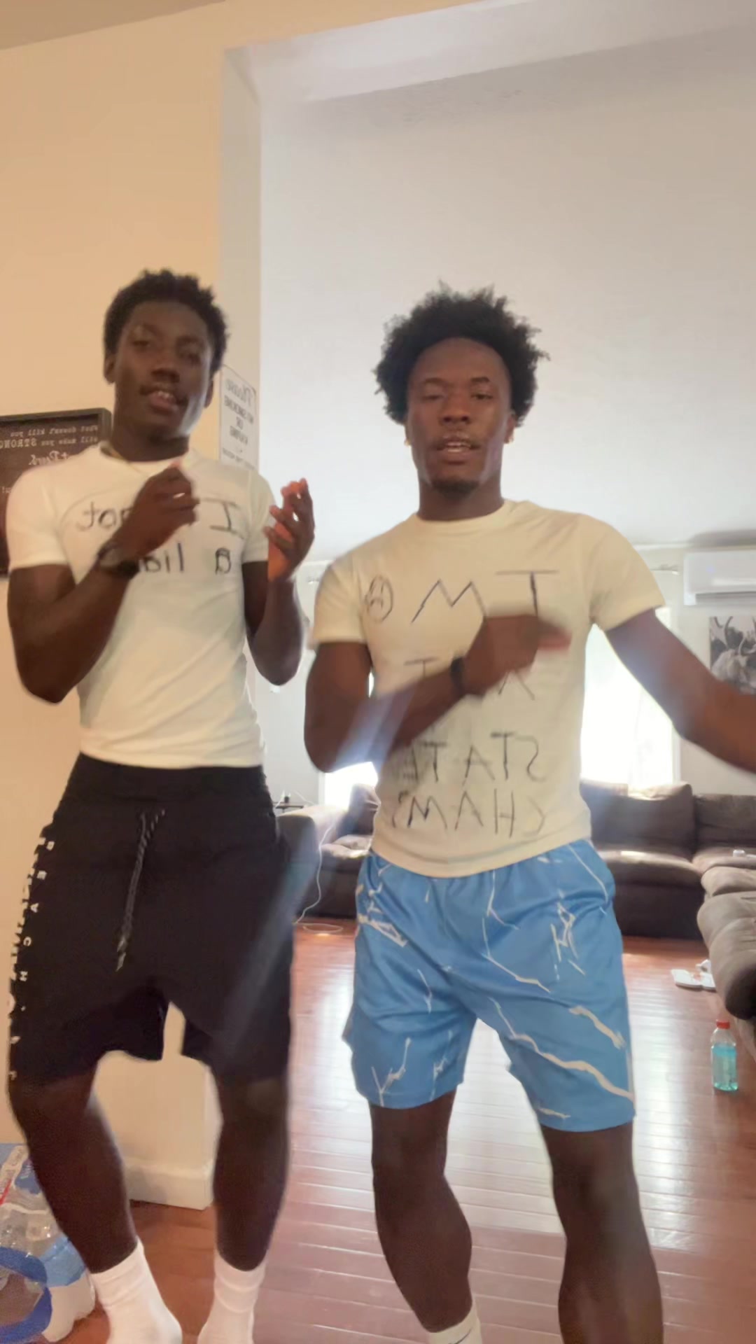 @J4🕺🏾.