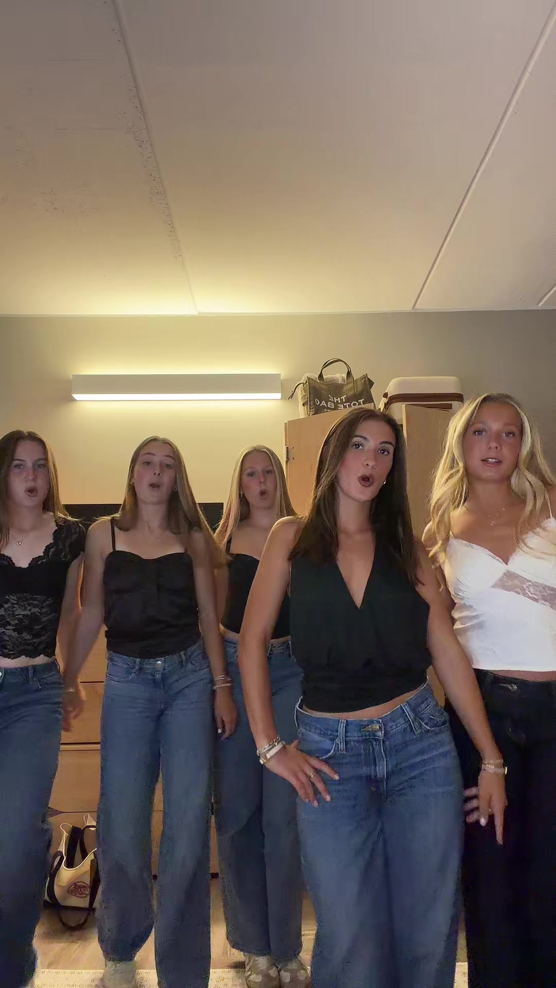 @liv