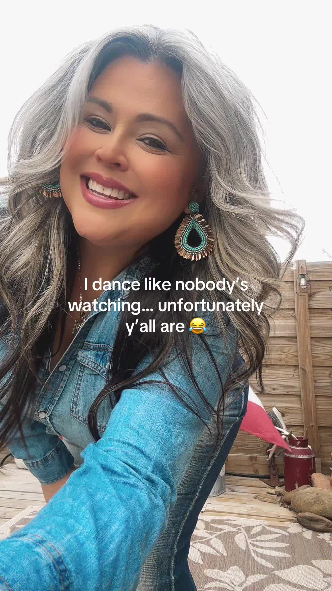 @chellasmiles