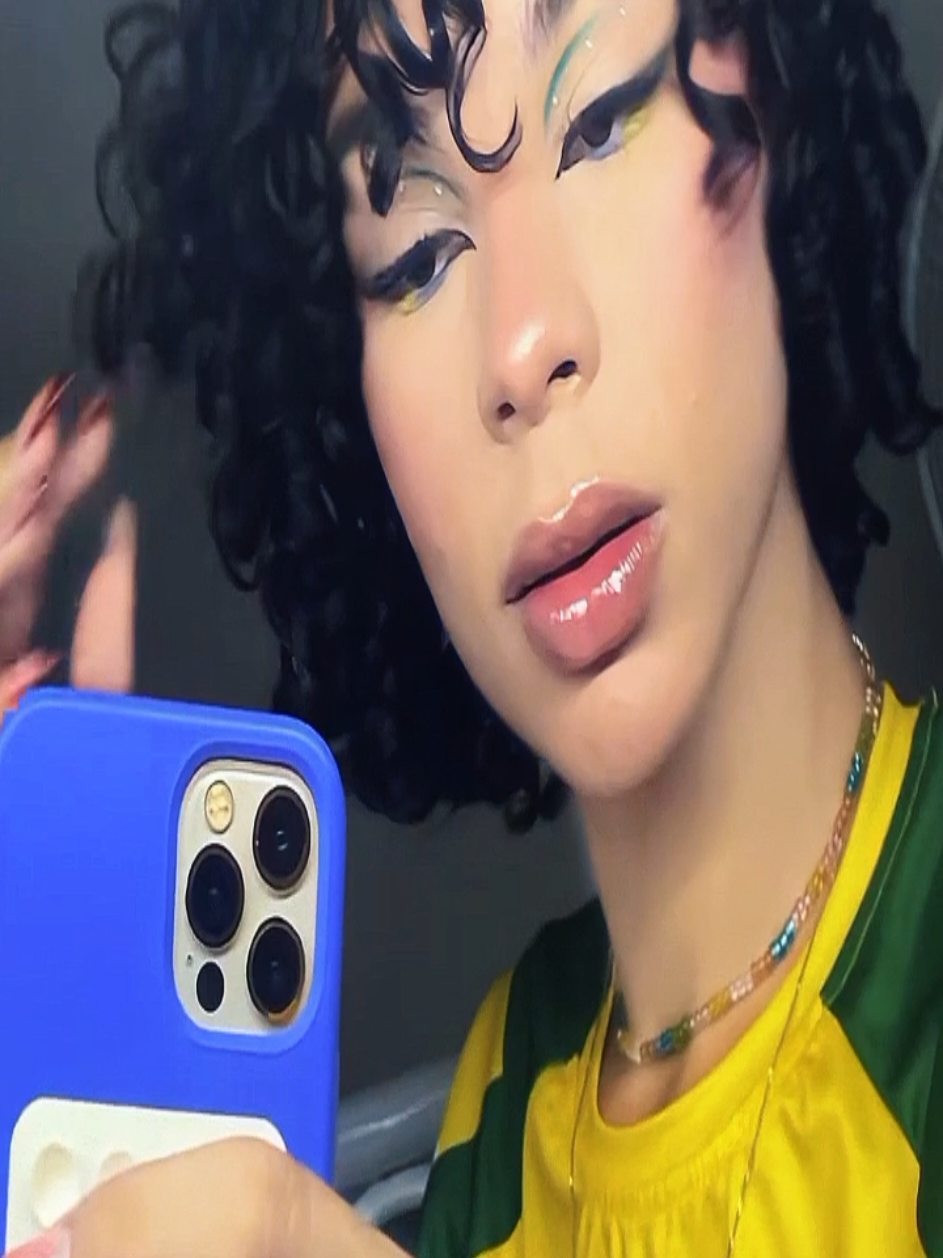 @Editts das Trans 🏳️&zwj;⚧️