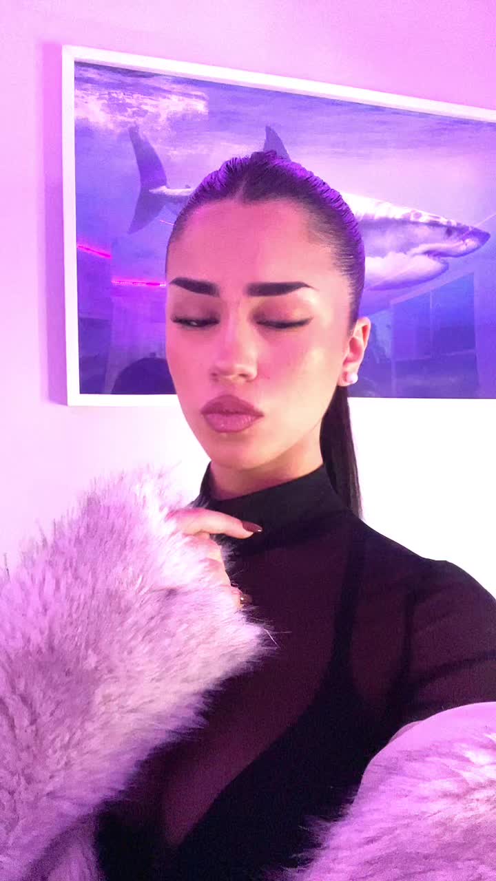@𝐏𝐚𝐮𝐥𝐚 𝐂𝐨𝐛𝐢𝐞𝐥𝐥𝐚