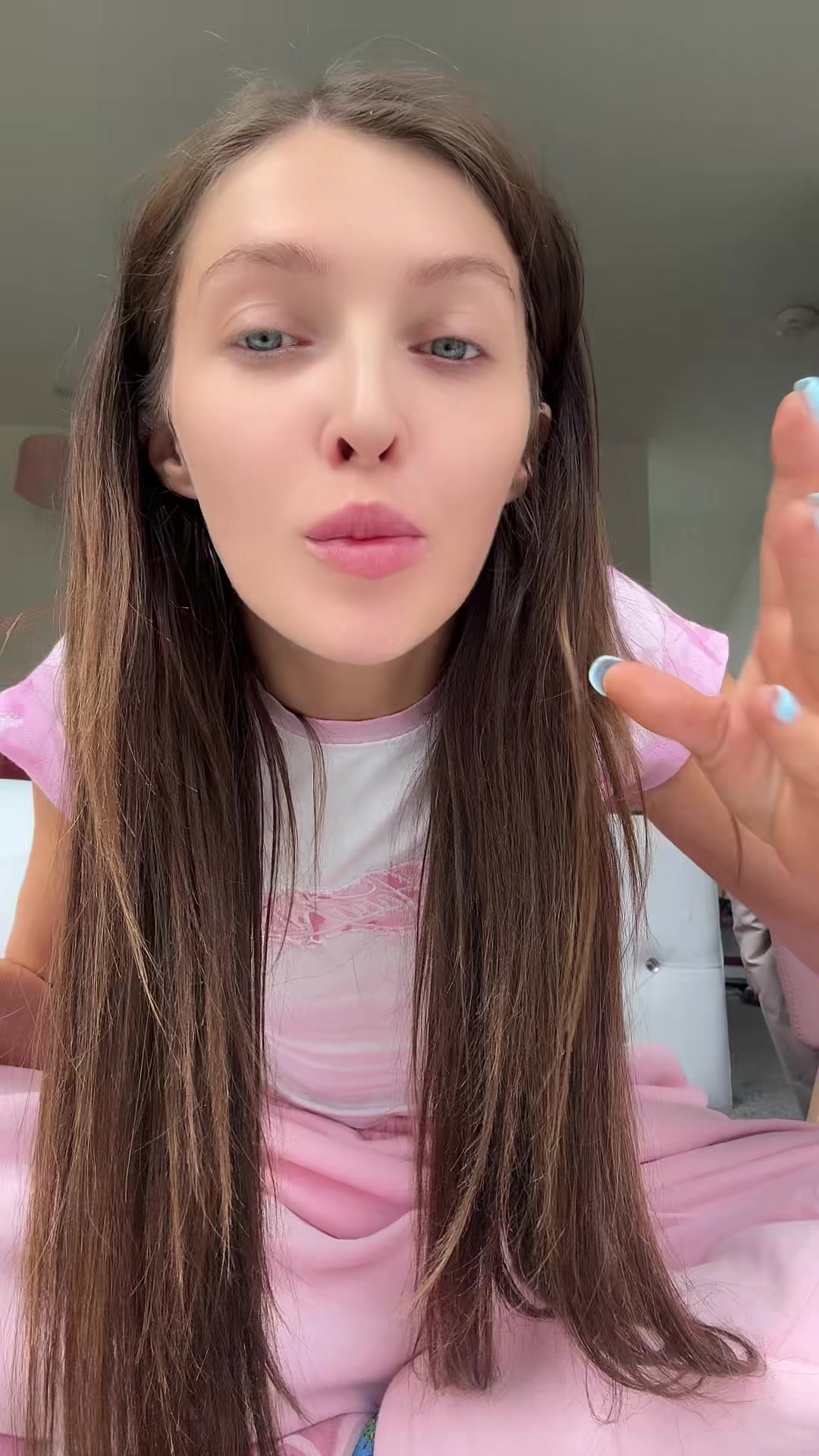 @RhiannonRyder
