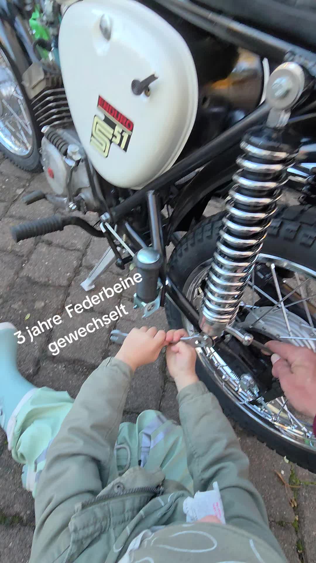 @Harley Simson