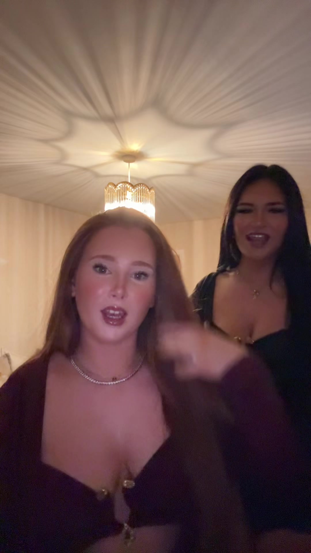 @lillihessy