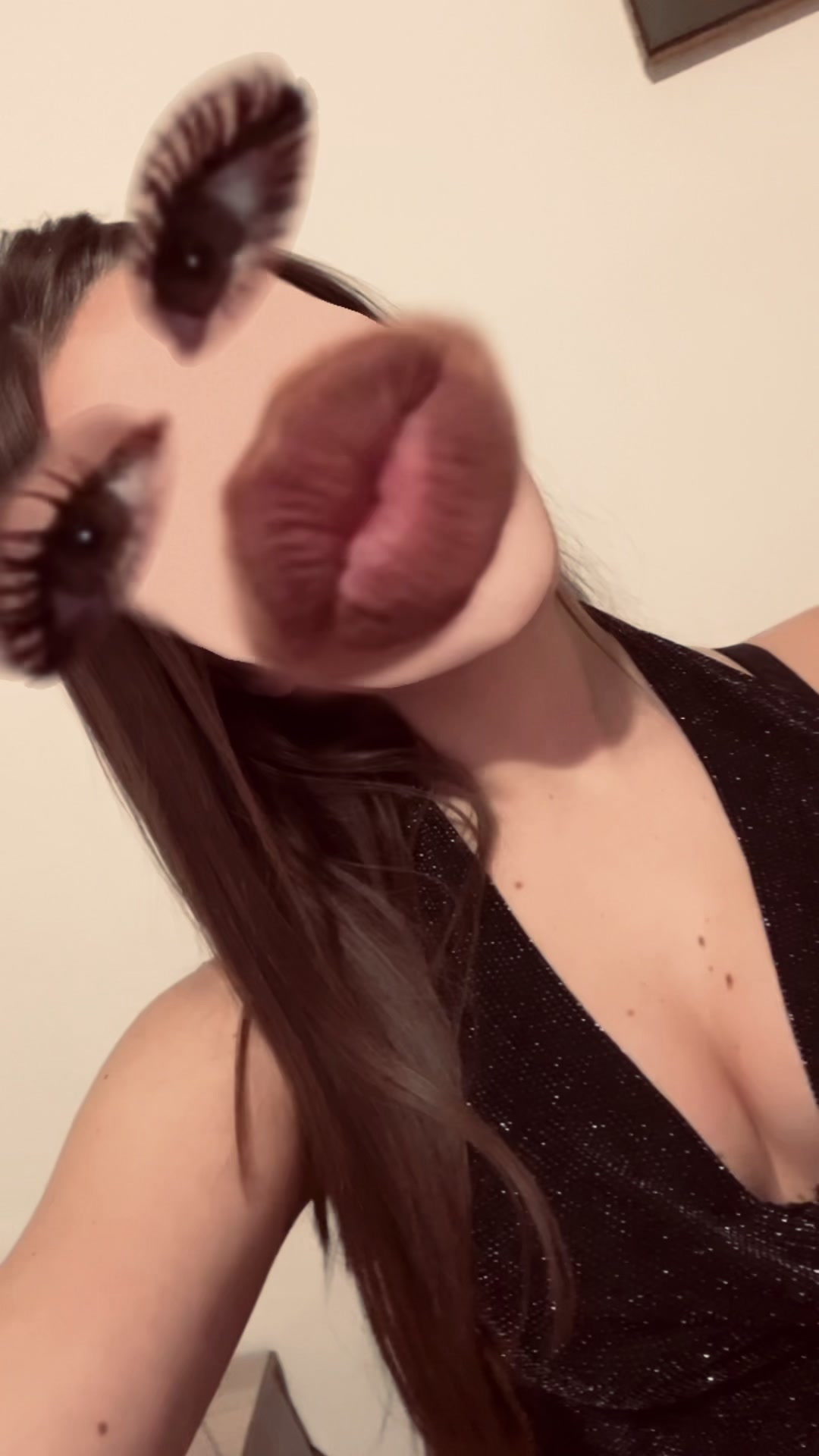 @•B