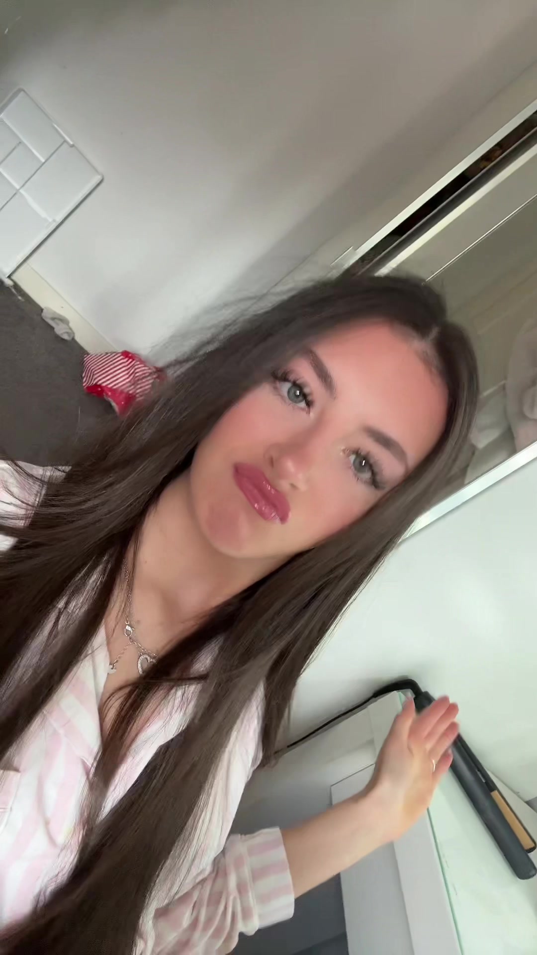 @ST