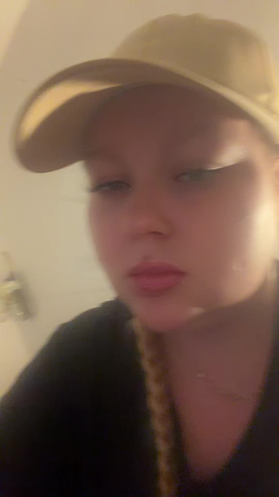 @whosthiseef