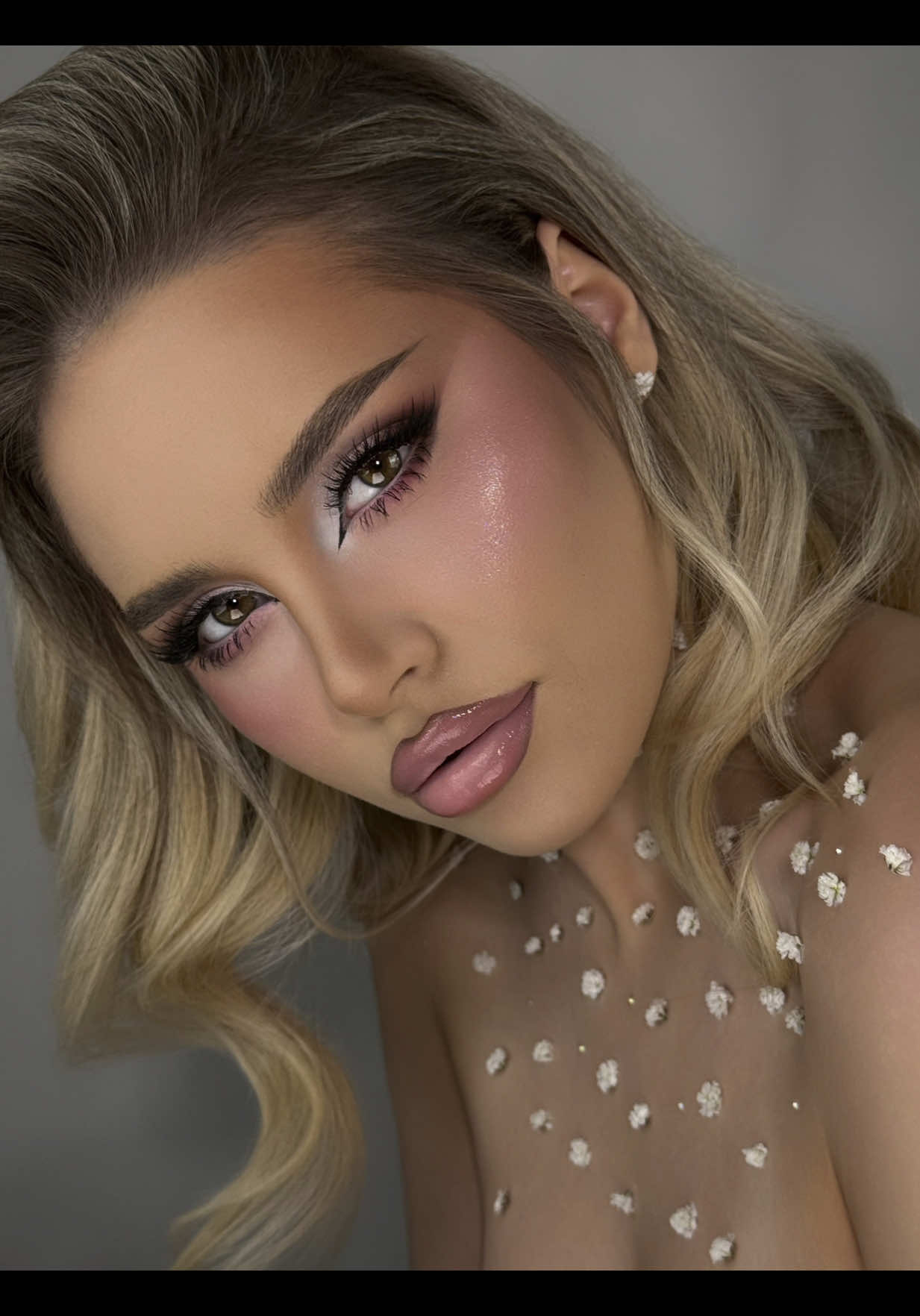 @Elena Caranfil Make-up Trainer