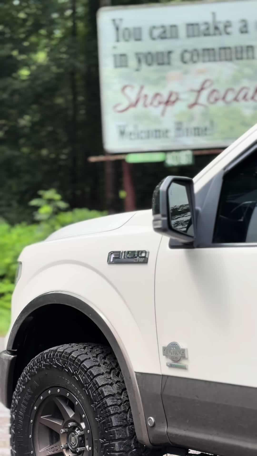 @️