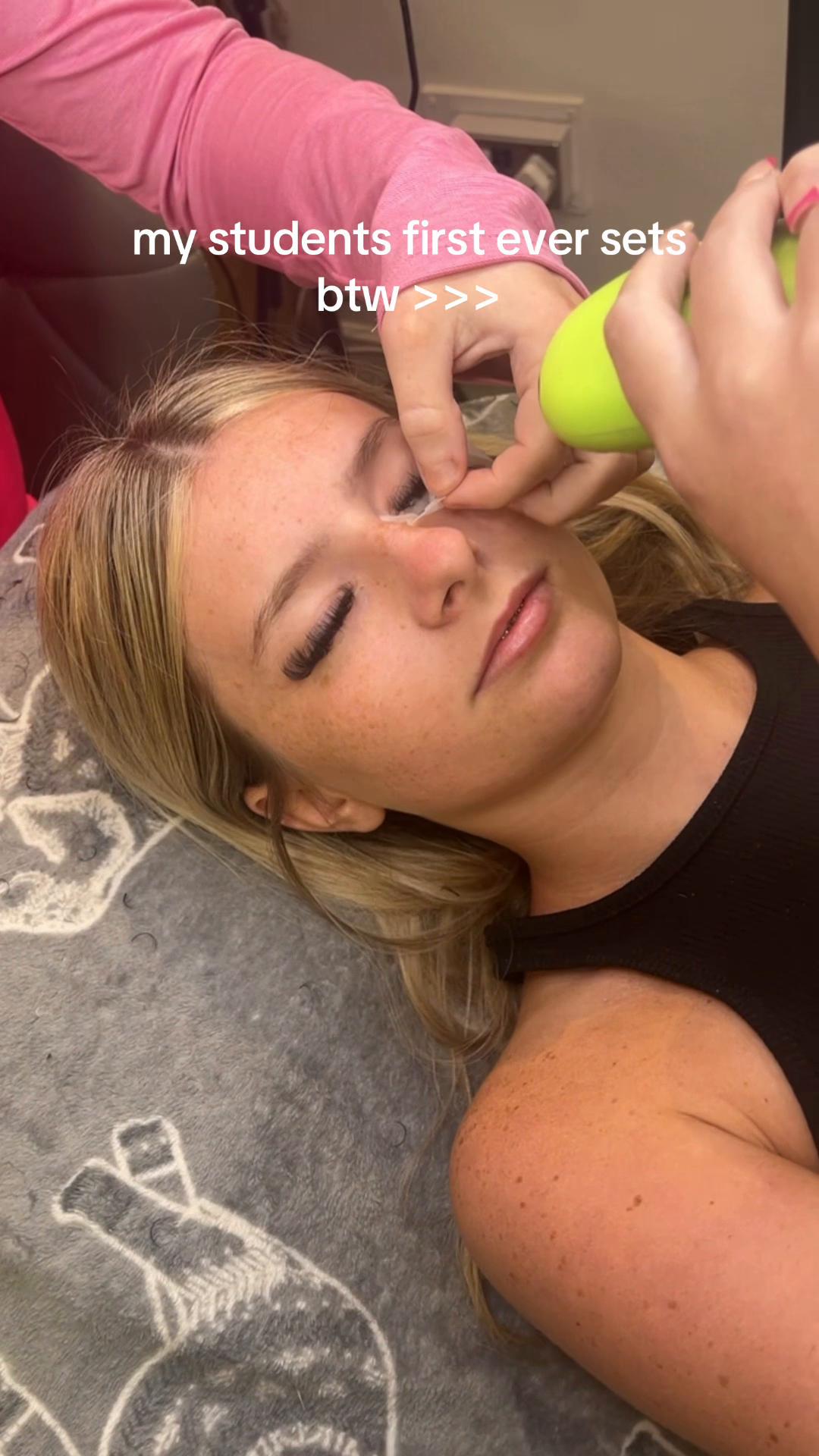 @BY CHLO&Eacute; &mdash; ONLINE LASH COURSES