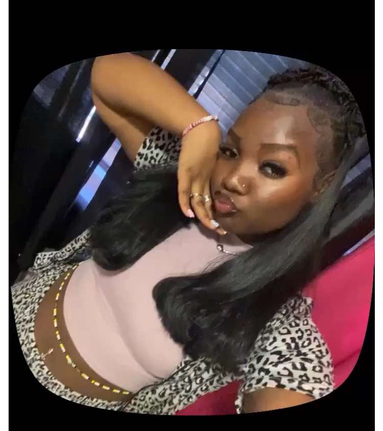 @#yamomfavorite🙂
