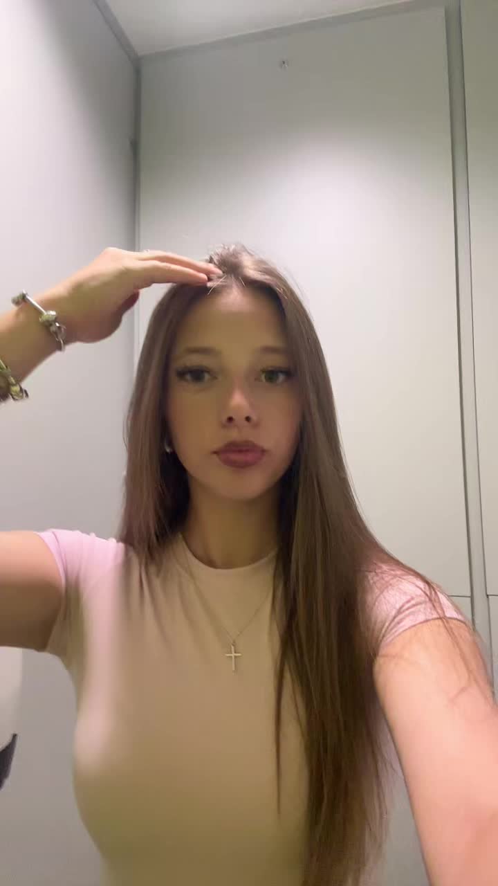 @𝐡𝐨𝐥𝐥𝐢𝐞ꨄ