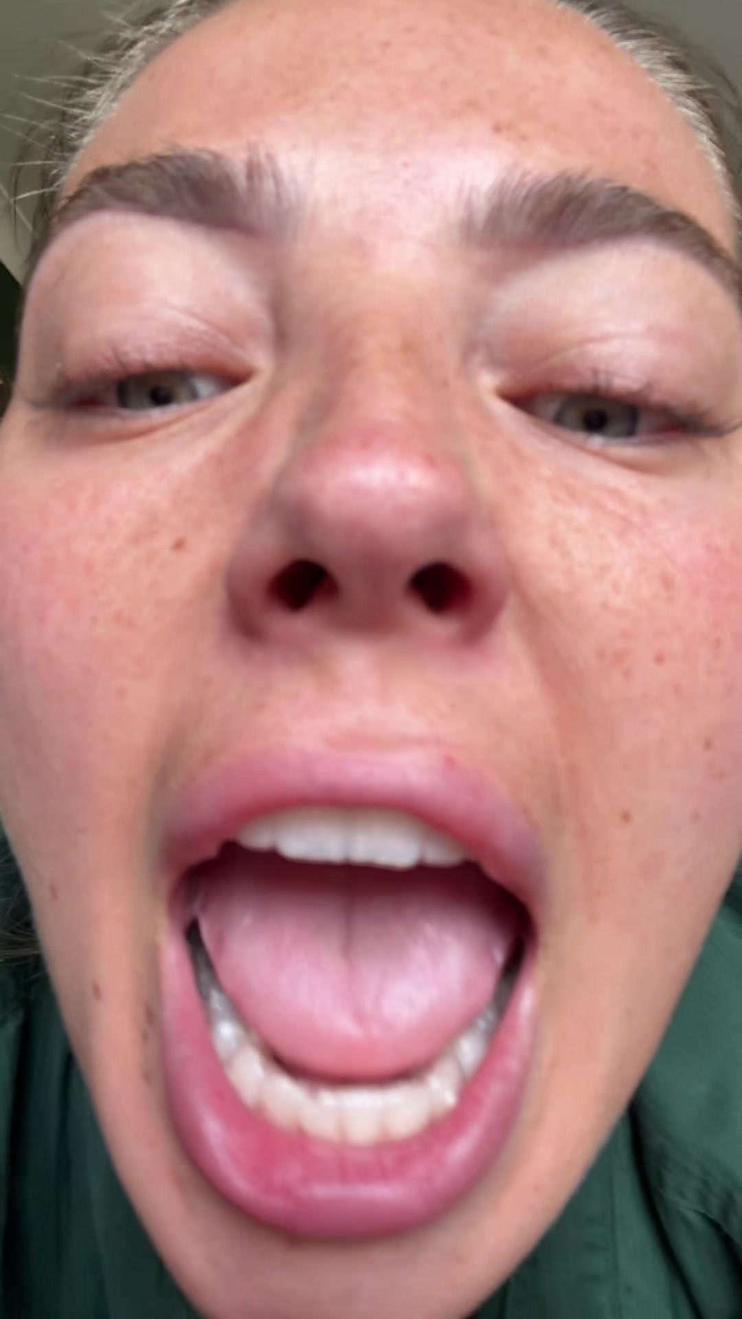 @IzzyDavey