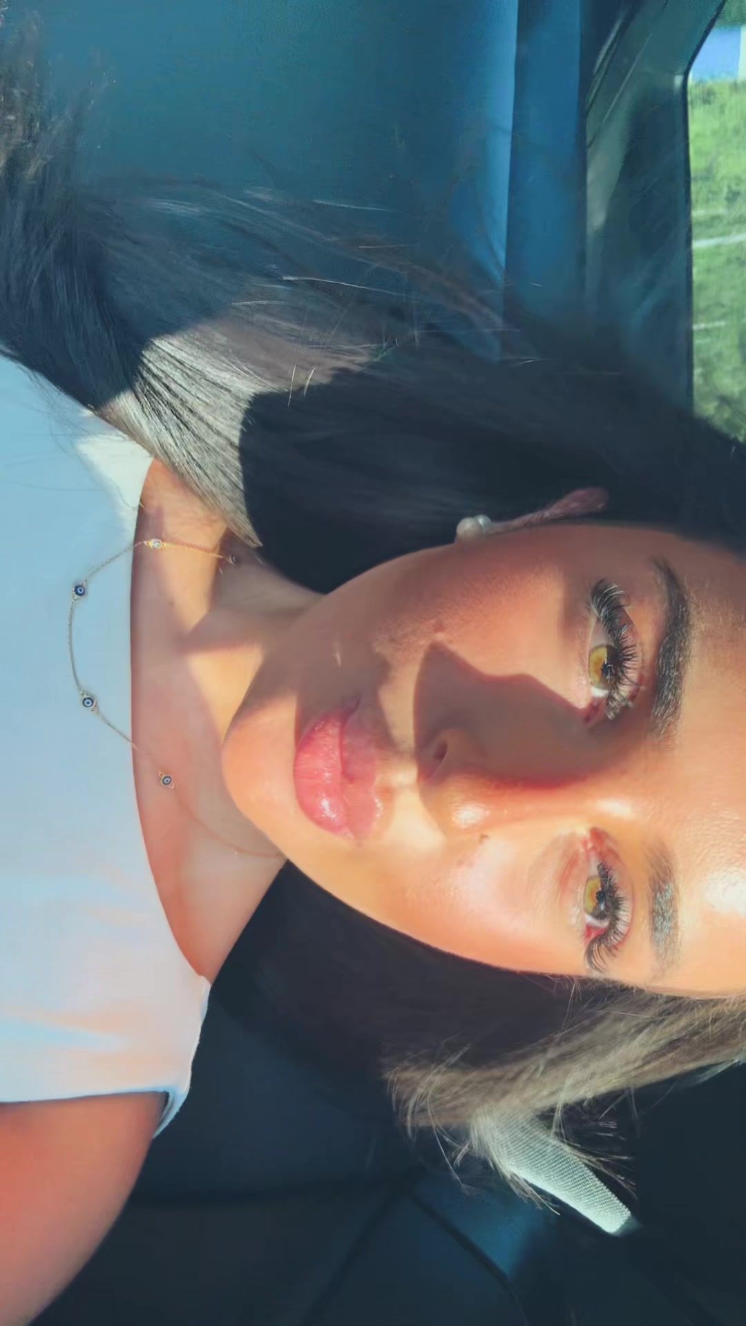@👸🏽