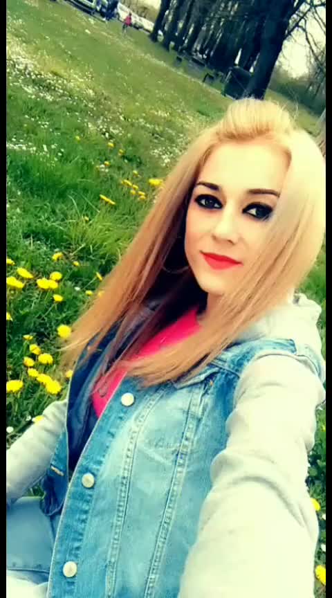 @Crisstina Criss💜