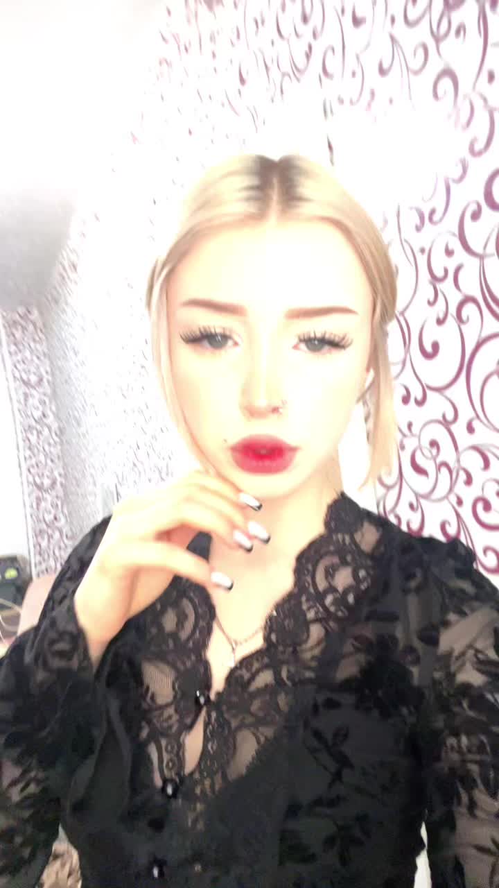 @anarxiaq🩸