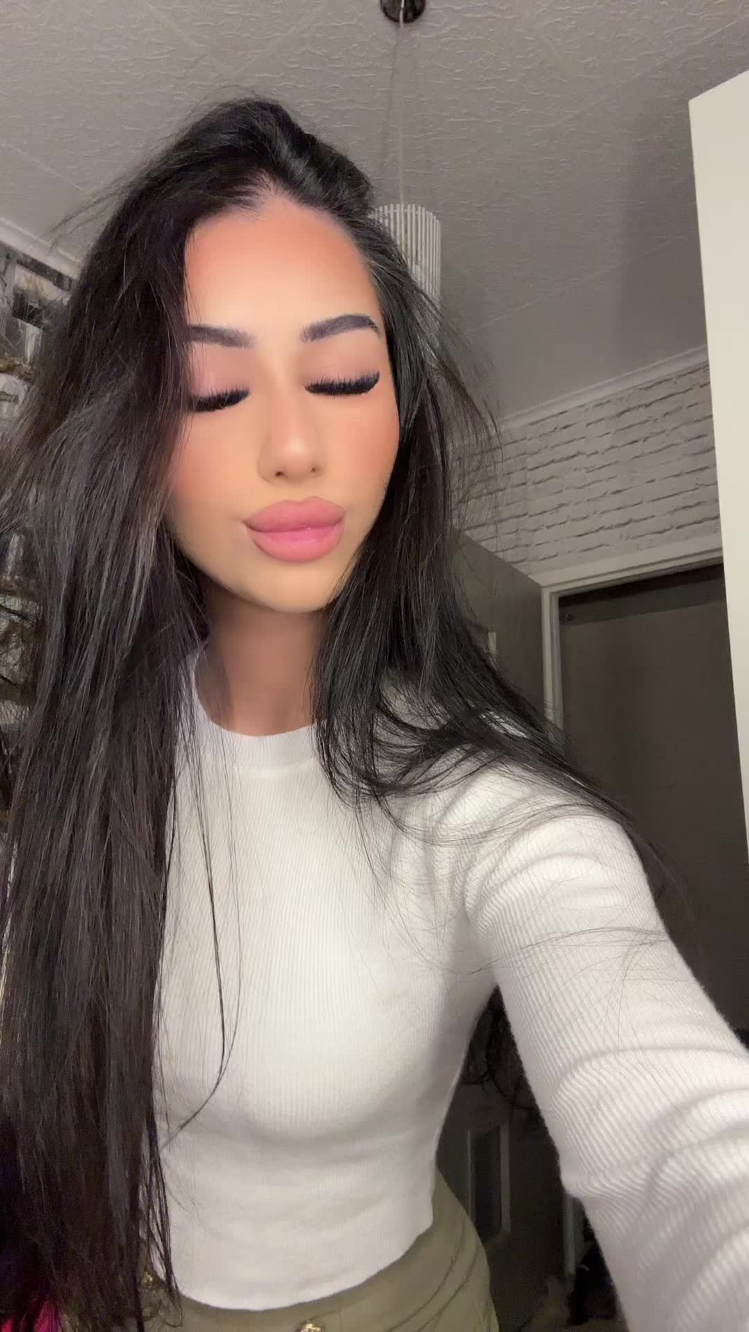 @_victoria