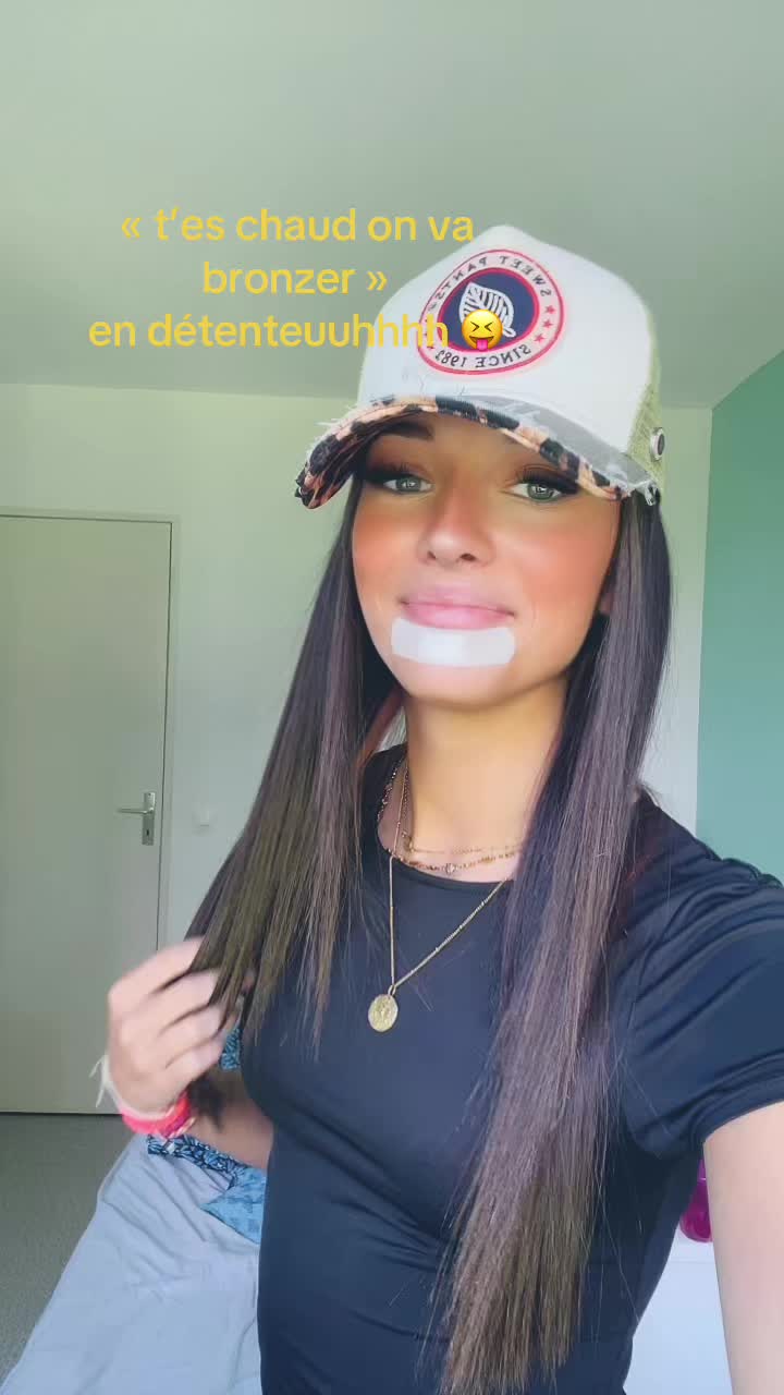 @ᗴᒪO_ᔕᑭᗩᗰ_💛🩷🩵