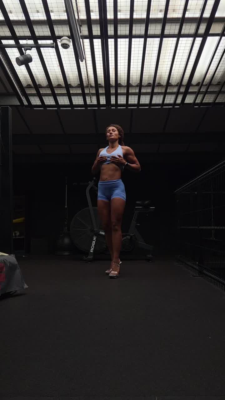 @balancefittwithnia