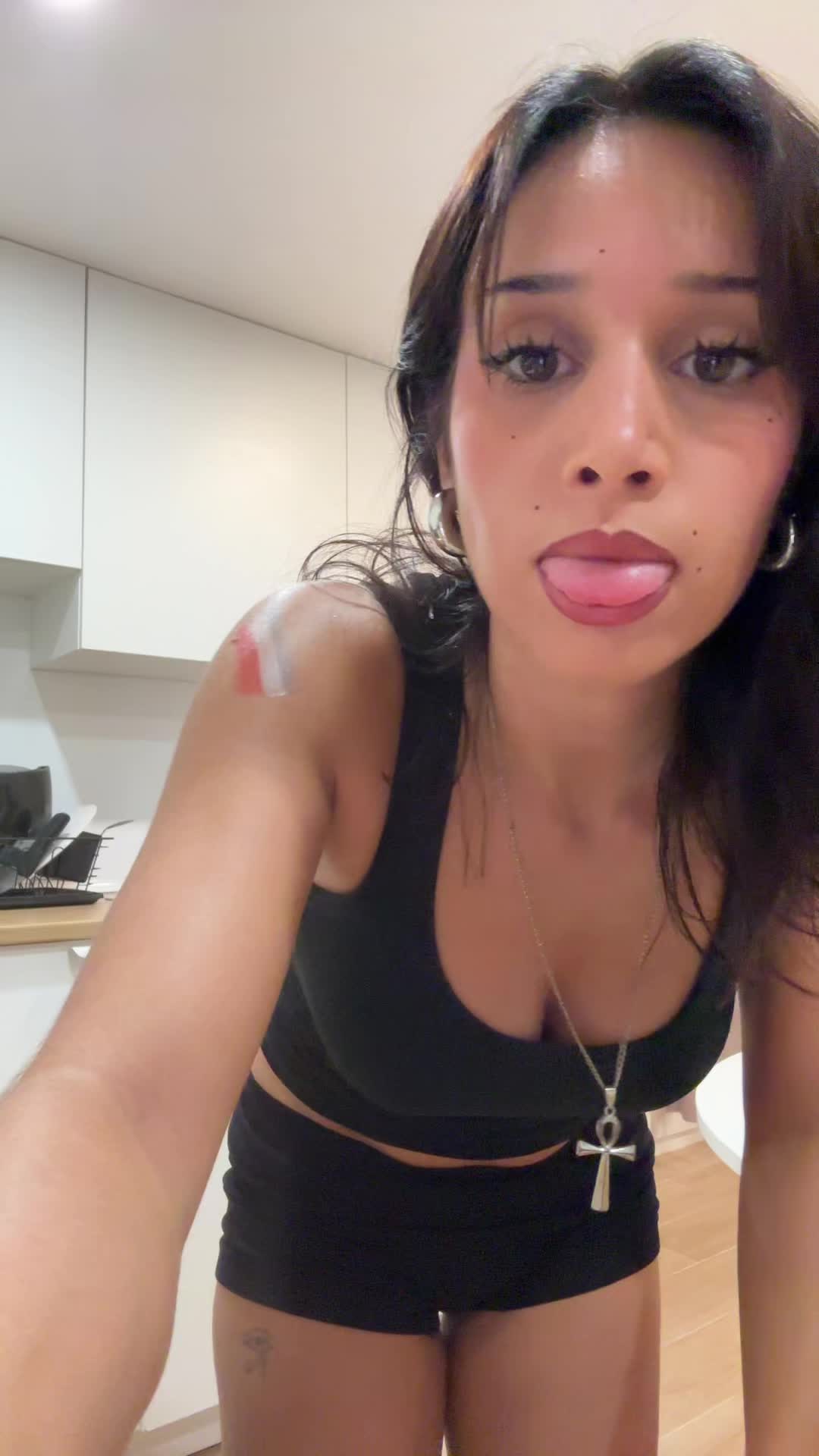 @Coco