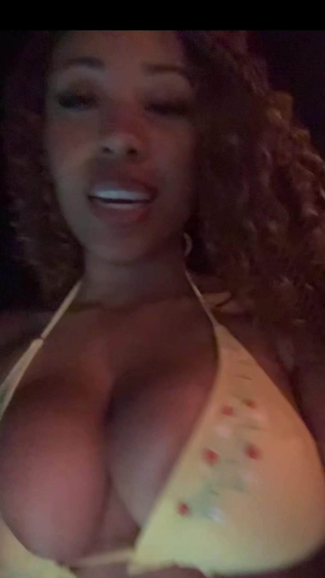 @Lia 💛