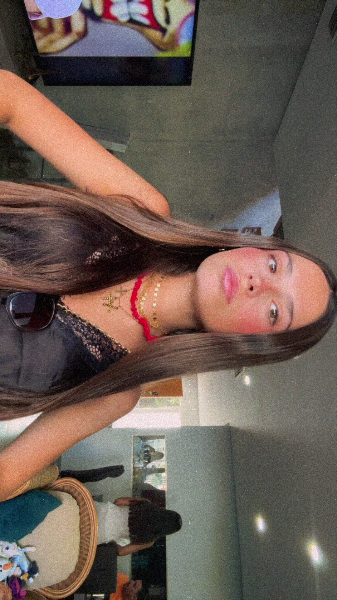 @🪩