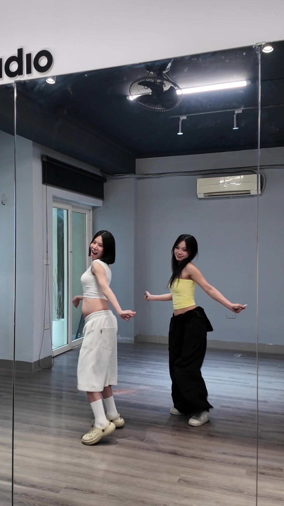 @U Dance Studio