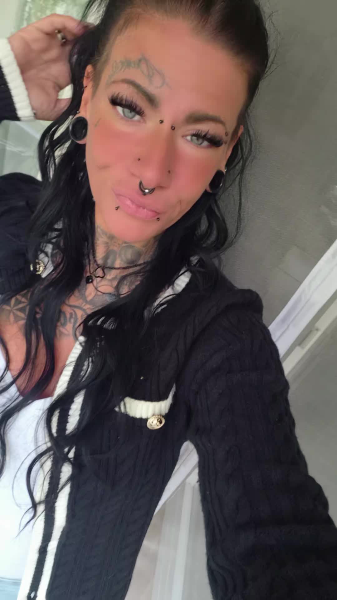@𝒞𝓊𝓉𝑒ℬ𝓊𝓉𝒫𝓈𝓎𝒸𝒽𝑜ℳ𝒾𝑒