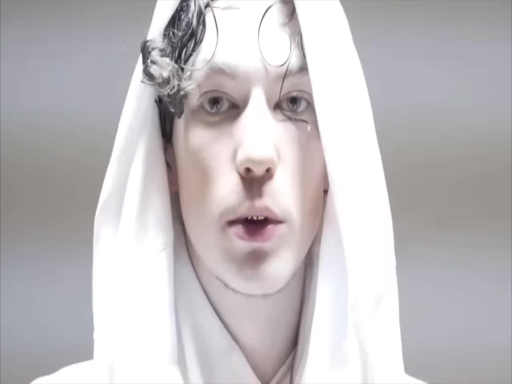 @t
