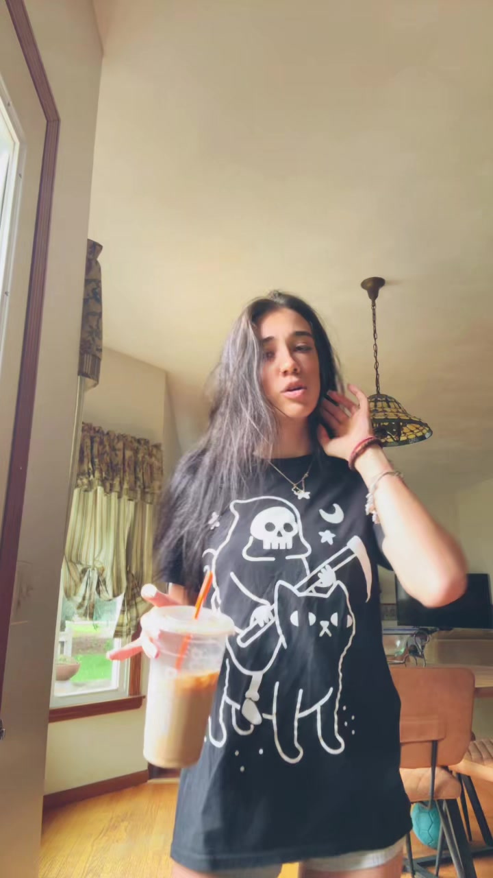 @シ
