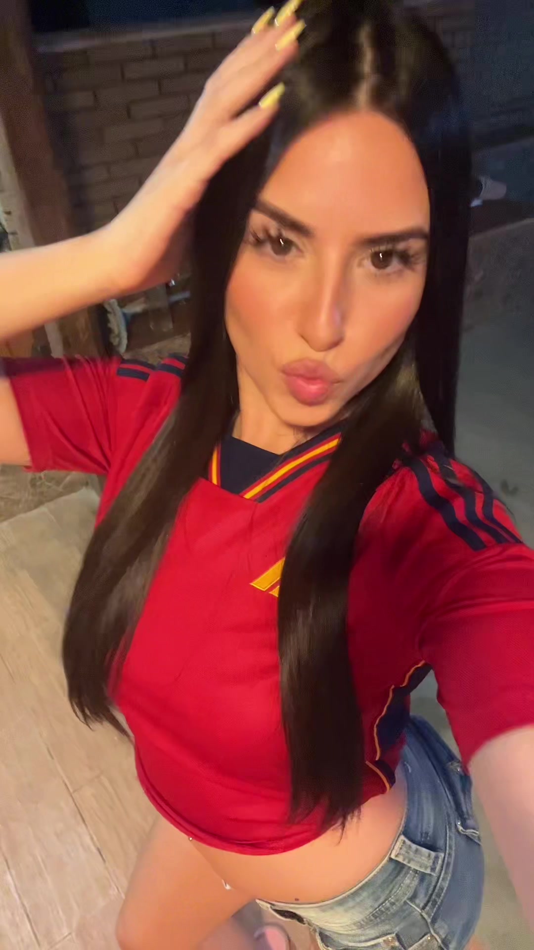 @carmenbrads
