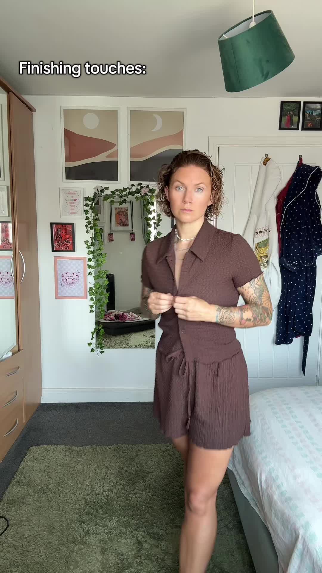@itshannahlauren