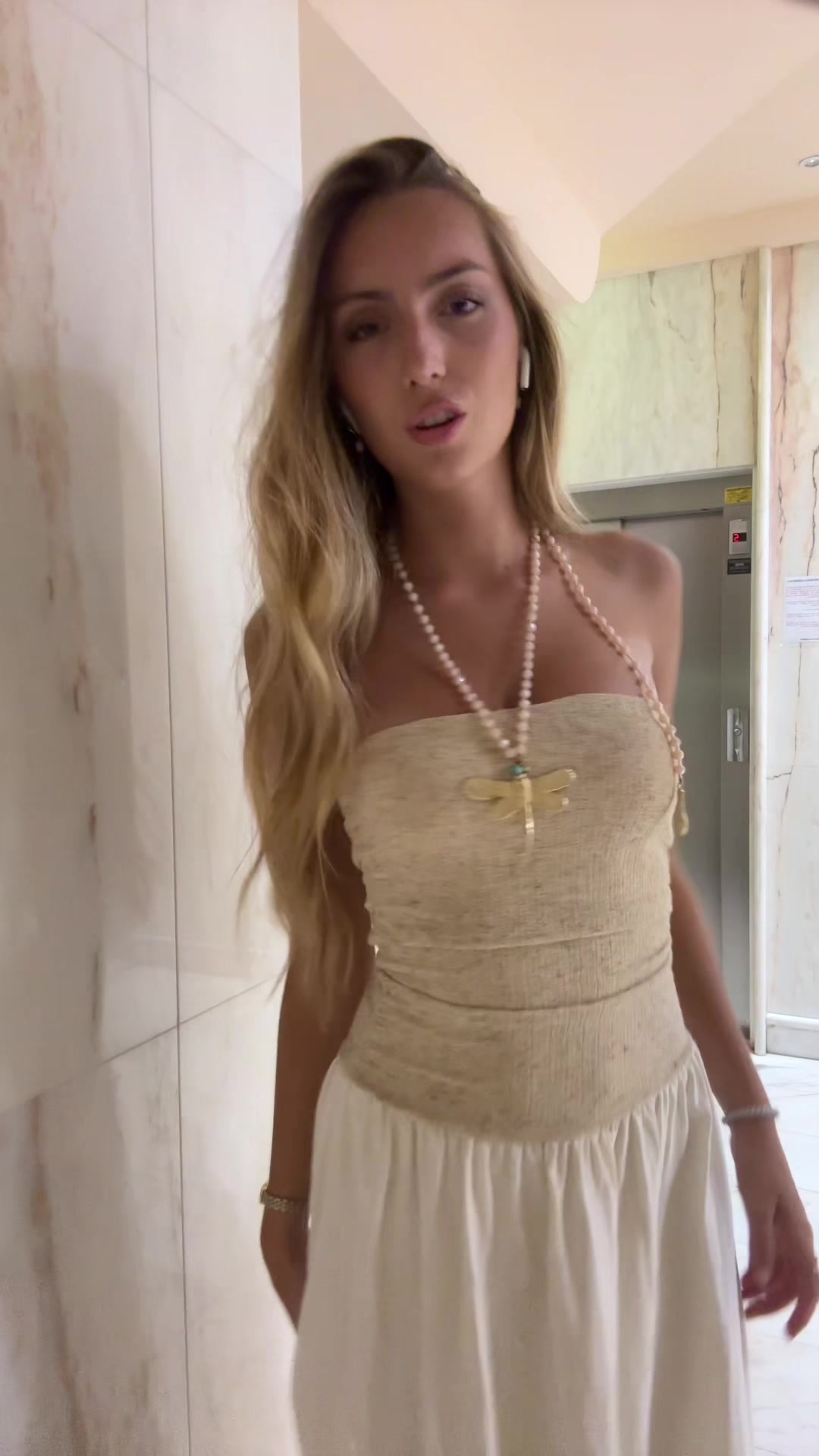 @🦢