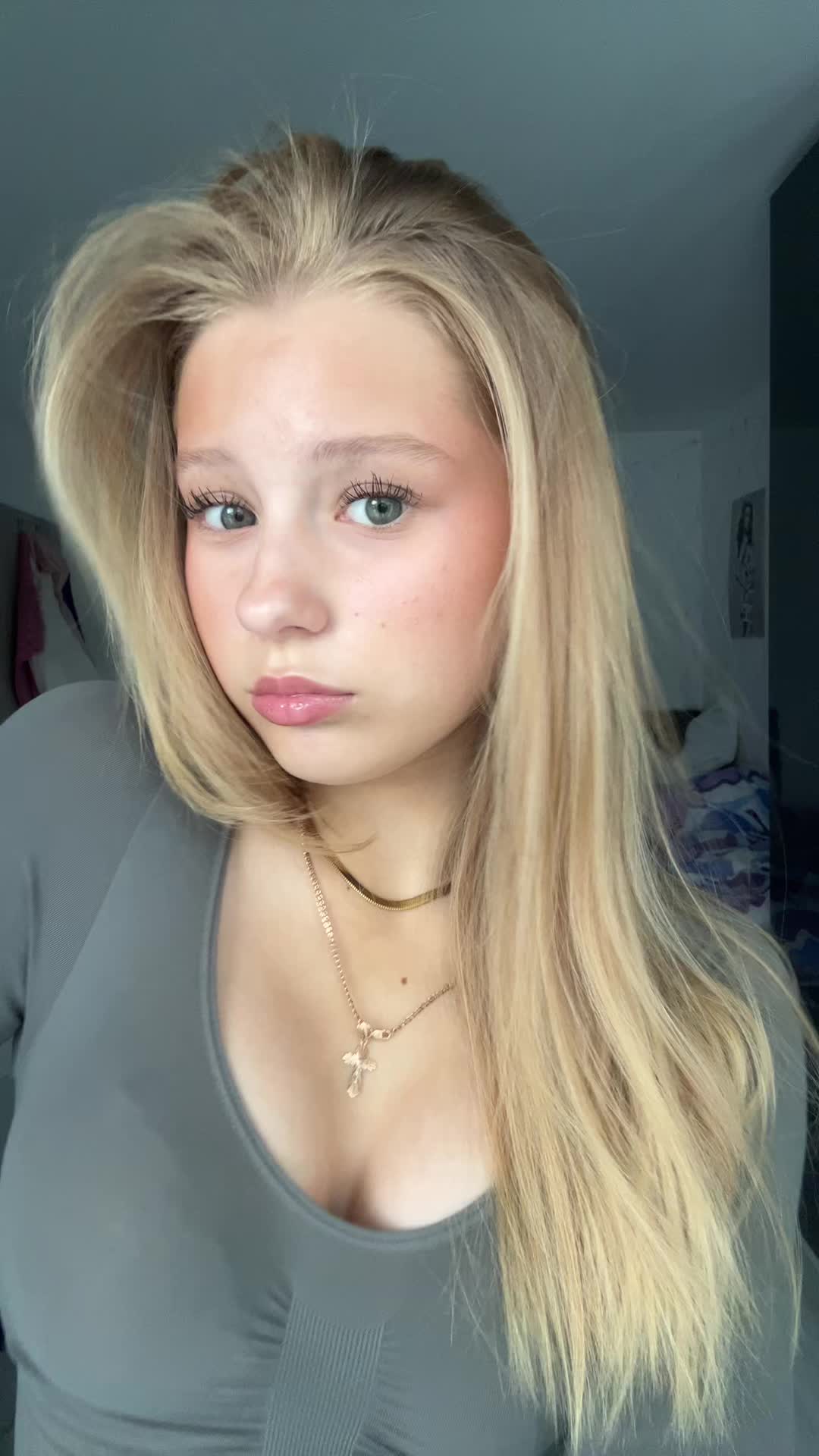 @𝓩𝓵𝓪𝓽𝓪