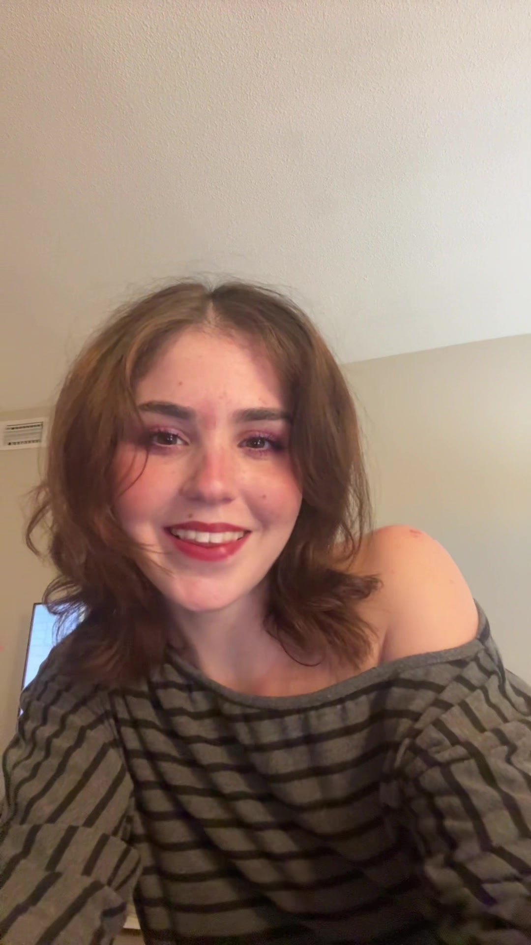 @Julia 👅