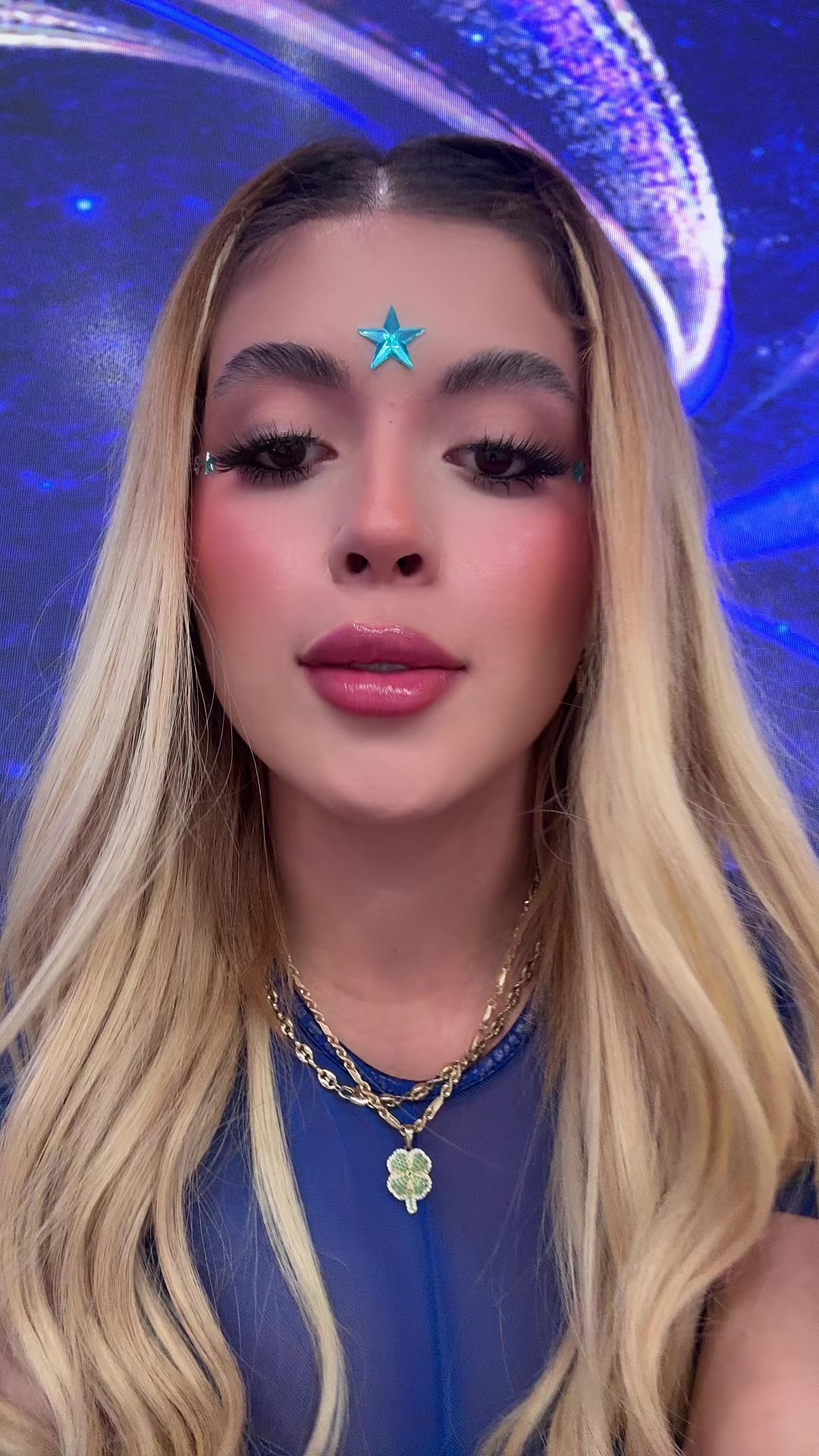 @isabella_lacolombiana