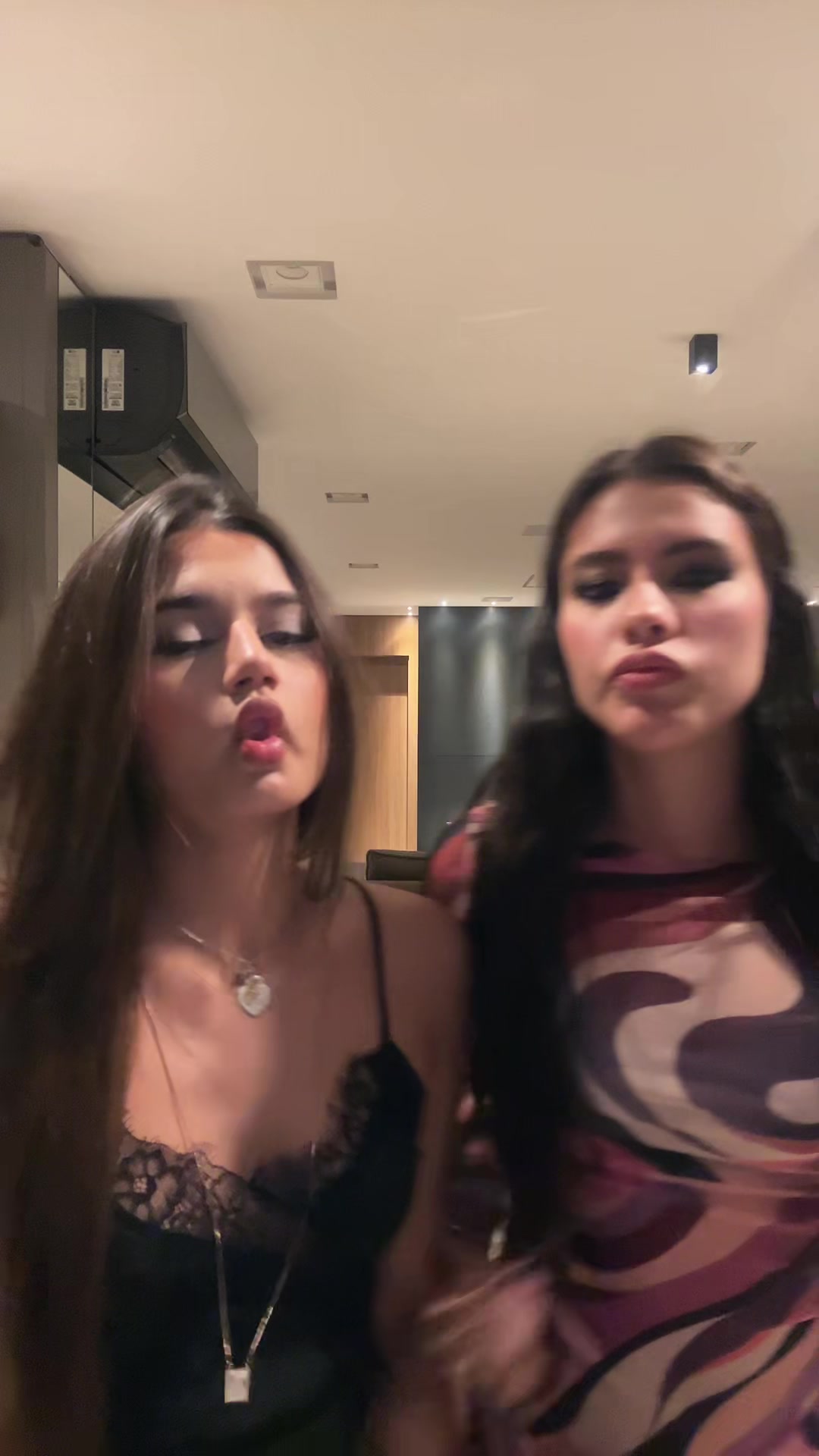 @๐