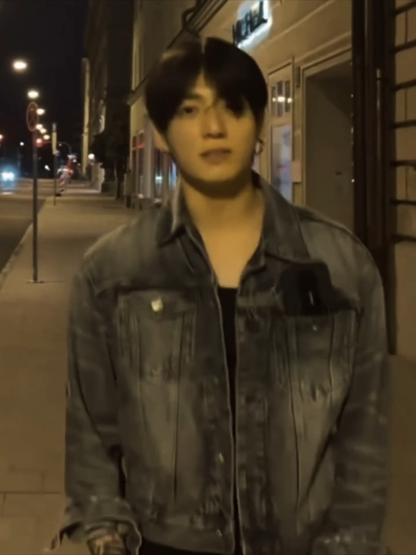 @๐ ๐ฟ ๐๐ผ๐ผ๐ธ โก