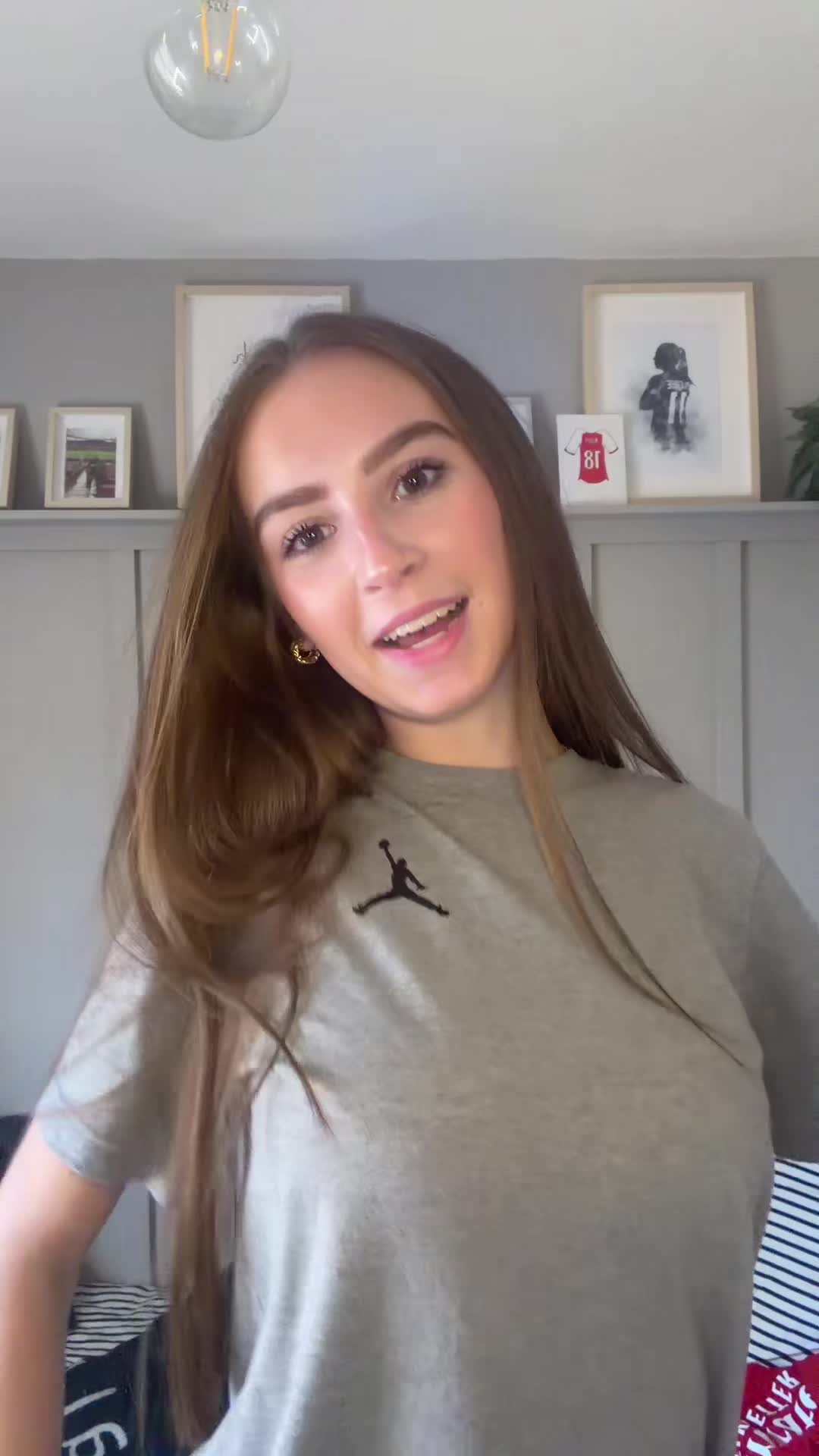 @𝓡𝓸𝓸₁₈